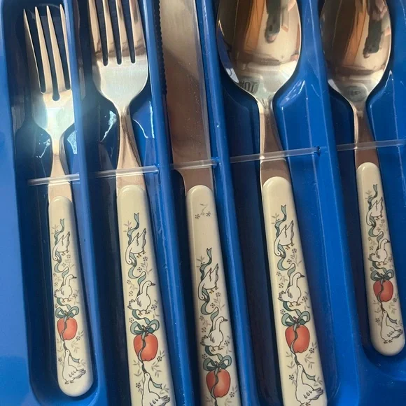 Vintage Marmalade Flatware Set goose and ribbon pattern - Picture 2 of 4